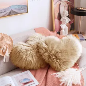 Solid Color Heart Shaped Throw Pillow, 1 Count Soft Comfortable Throw Pillow, Decorative Cushion for Home Sofa Bed, Soft Furry Cushion