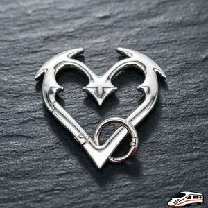 Gothic Zinc Alloy Heart Carabiner Keychain, Heavy-Duty Bold Design With Secure Clip, Chain Attached Charm for Car Keys And Daily Bag Decoration