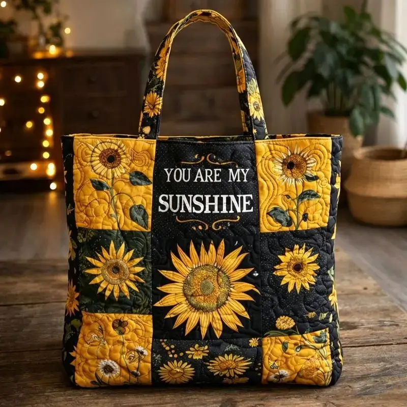 The tote bag, made using 3D printing technology, features genuine quilting craftsmanship