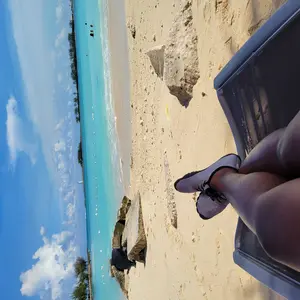 HIITAVE Womens 5 Wide Toes Lightweight Breathable Creek WaterShoes Quick Dry Barefoot for Swim Diving Surf Pool Beach Yoga Outdoor Sneakers Pilates