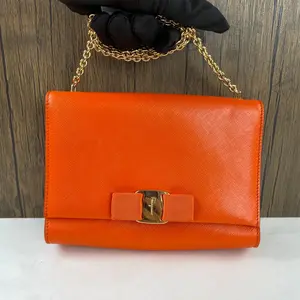 Pre-owned SALVATORE FERRAGAMO leather chain bag Ferragamo Vara Orange Crossbody qg1321