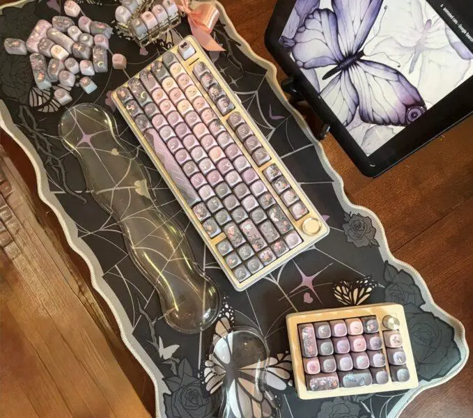 The Moonlight Butterfly Vs II (ft. Click Therapy Studio) Mechanical Keyboard Full Set