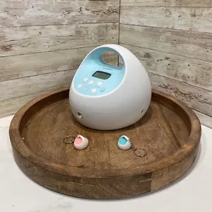 Spectra S1/S2 Breast Pump Key Chain