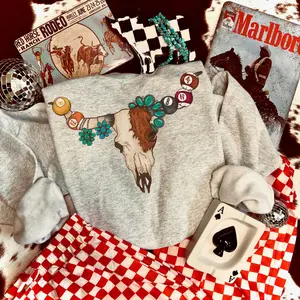 Scratch Billiard Bull Skull Tees & Crewneck, Retro Sweatshirt, Gift For Her, Western Boutique, USA Country Music T-shirt, Concert Hoodies, Women’s Clothes, Rodeo Cowgirl Western Outfits Tops, Vintage Western Graphic Clothing