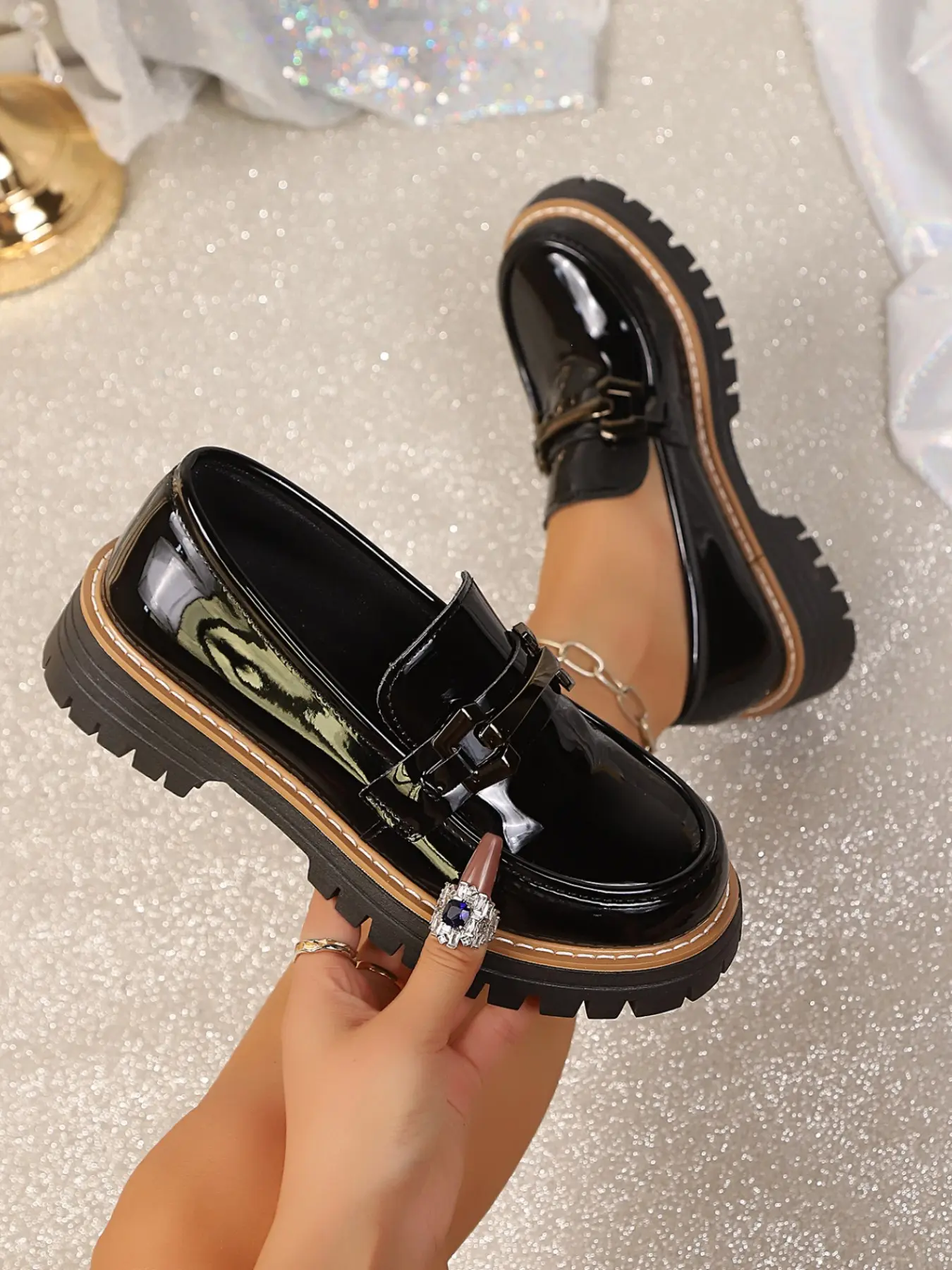 Women's Spring Summer New Glossy PU Leather Loafers, Thick Sole Heeled Slip-On Shoes, British Style Metal Buckle, Casual All-Season Footwear Walking Shoes, Chic Shoes