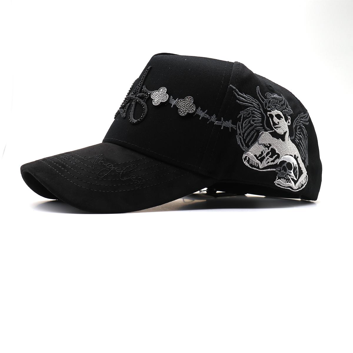 Streetwear Bling Cap with Rhinestone Clover & Wire Detail, Embroidered Casual Dad Hat for Men & Women