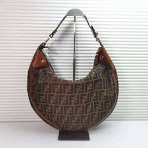 Pre-owned Canvas Shoulder Bags Fendi Vintage Underarm Zucca Canvas