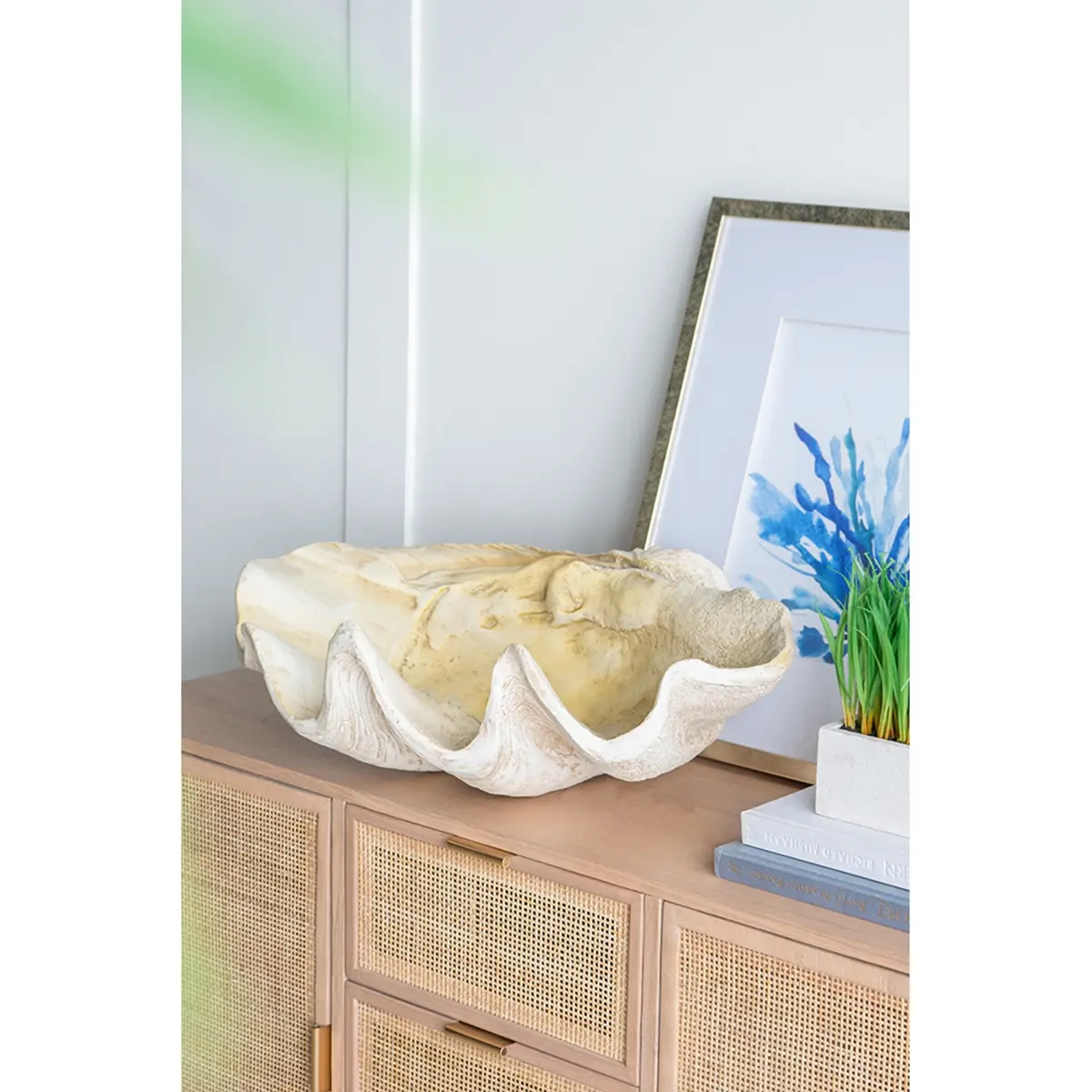 Glossy Large Natural Clam Shell Bowl - Cream Magnesium Oxide Decorative Shell Statue, Hollow Jumbo Coastal Home-Bathroom Centerpiece, Decorative Shell Statues, Hollow Statues
