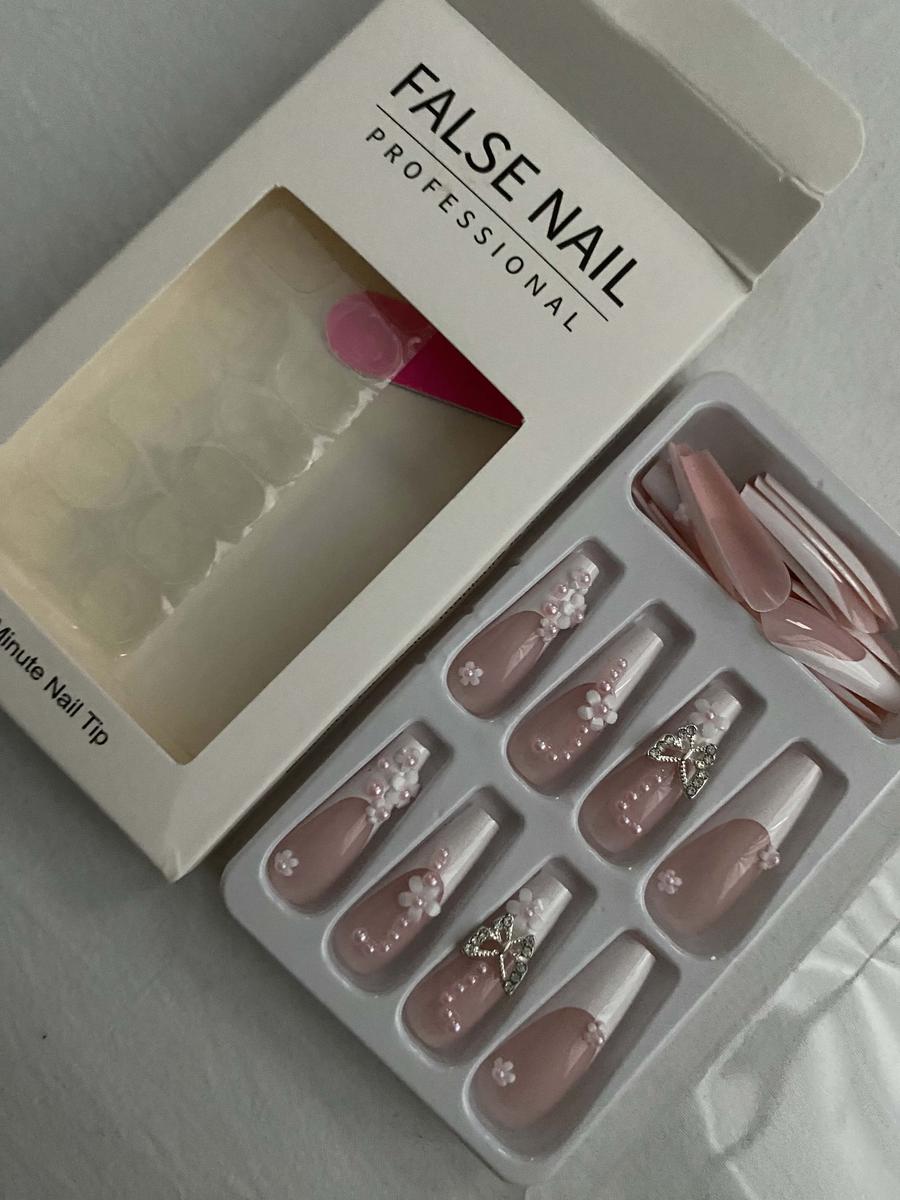 Item: Artificial diamonds & pearls & Flower, one-size