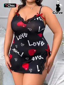 Plus Size Women's Heart & Letter Print Contrast Lace Bow Decor Fitted Spaghetti Strap Sleeveless Nightdress, Bowknot Nightdress, Split Thigh Cami Nightgown, Women's Plus Sleepwear & Homewear for Summer, Summer Wear 2024, Sleepwear Loungewear