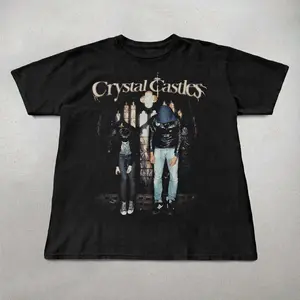 Crystal Castles Tshirt, Y2k graphic tee, Crystal castles graphic tee, Gothic clothing, 90s style grunge graphic tee, Gifts for him, unisex