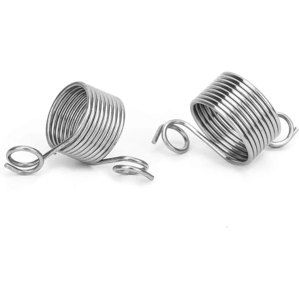 Yarn Guide Knitting Thimble, 2 Piece 2 Size Stainless Steel Coiled Knitting Thimble Finger Ring for Knitting Crafts Accessories Tool Gift