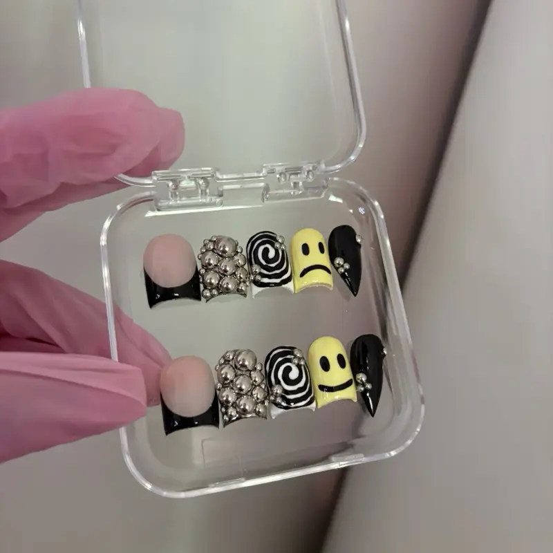 Yellow Smiley Set