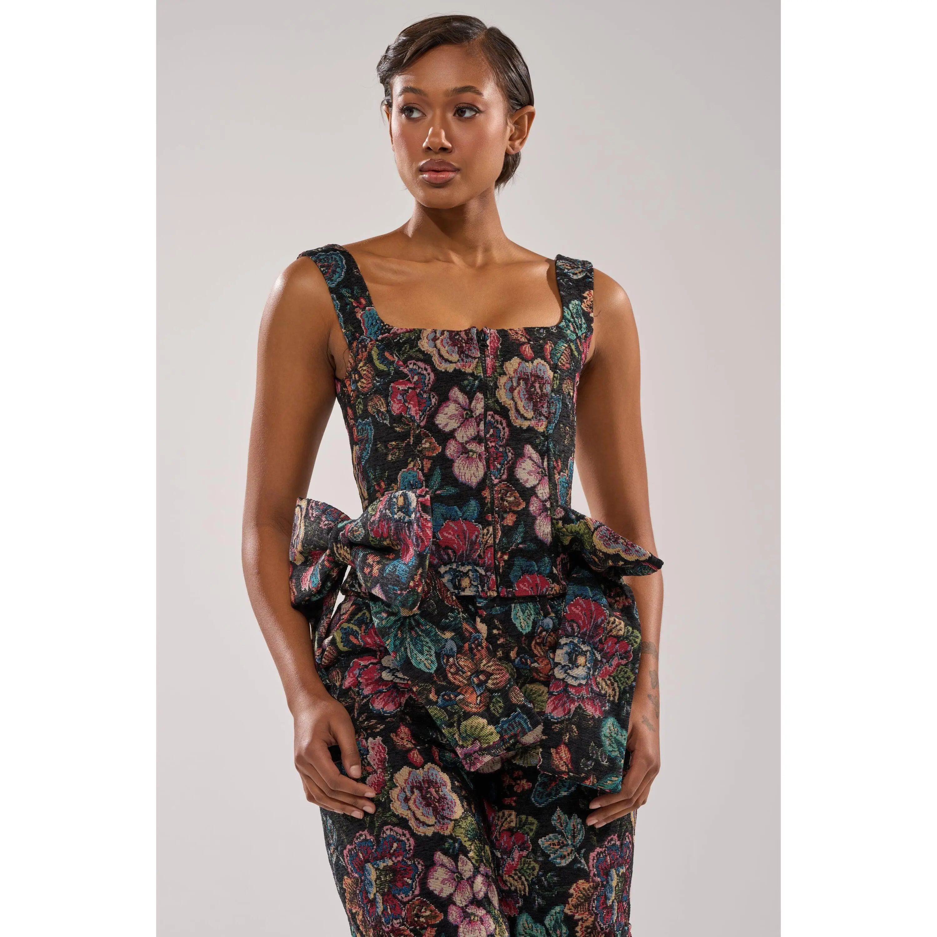 PRETTY LITTLE LADY BROCADE CORSET - TikTok Shop
