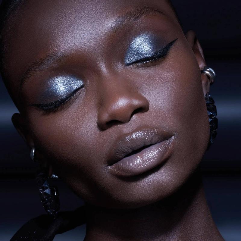 Natasha Denona Xenon Eyeshadow Palette - 15 Multi-Dimensional Shades for Makeup & Cosmetic Use - Glitter Glam White Smokey Versatile Hues Vivid Grays