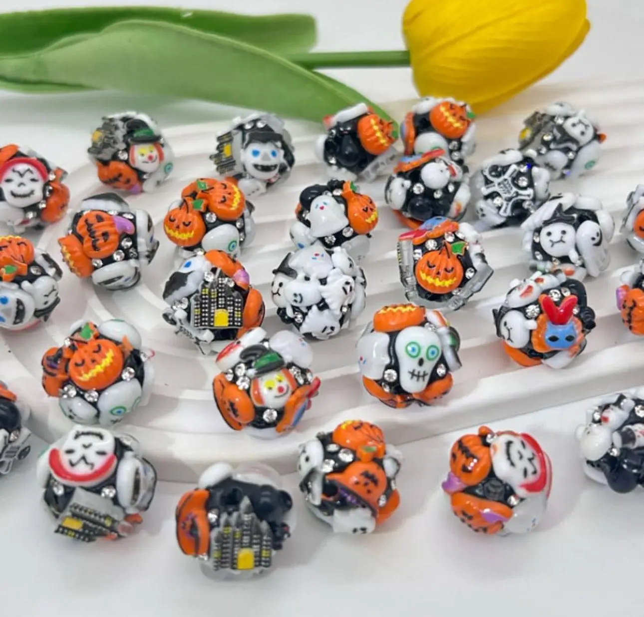 Halloween Acrylic Focal Beads - 7Pcs Ghost, Pumpkin, Skull Designs, Easy-to-Use Beads for DIY Jewelry Making, Keychains