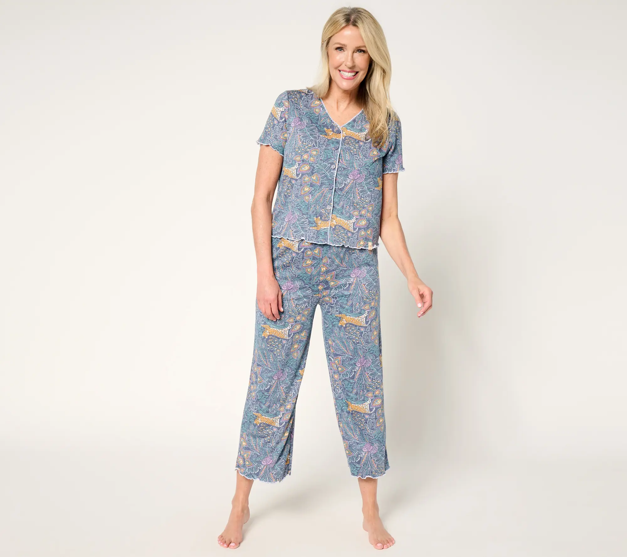 Sunday Brunch Crinkle Jersey Short Sleeve & Cropped Pant Lounge Set Sunday Brunch Crinkle Jersey Short Sleeve & Cropped Pant Lounge Set
