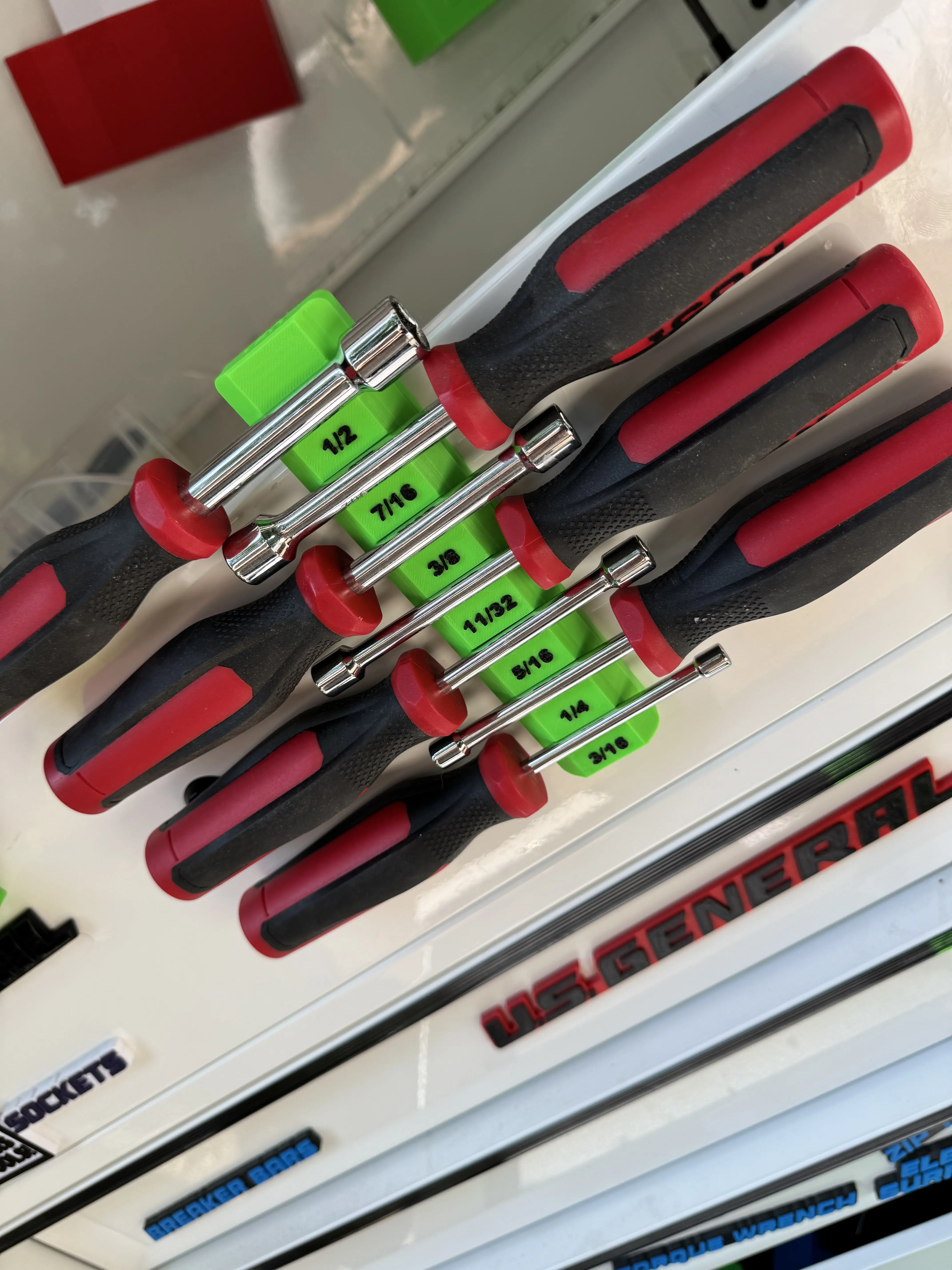 QRT Mag Lock Comfort Grip Nut Driver Organizer Rails