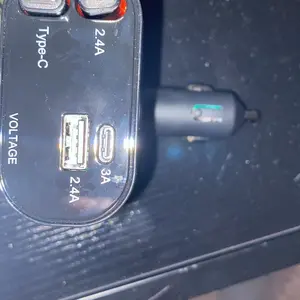 Product Review of 4-in-1 Retractable Car Charger, 100W USB-C Fast Adapter with Lightning Cable & Dual Ports for iPhone, iPad, AirPods, Samsung, Google Pixel from R**3