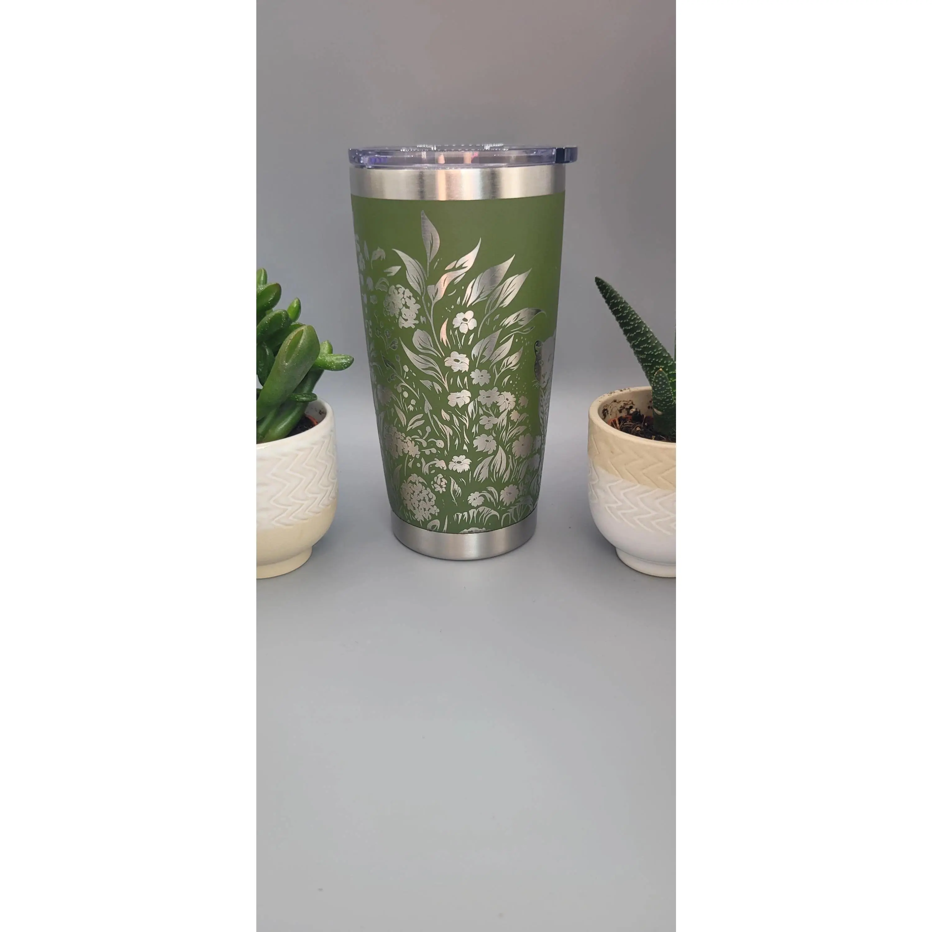 20oz Double Wall Insulated Custom Laser Engraved Leopard & Floral Pattern Seamless Travel Tumbler, Kitchenware Vacuum Flask Drinkware with Flexible Straw for Gym Office farm animal fan
