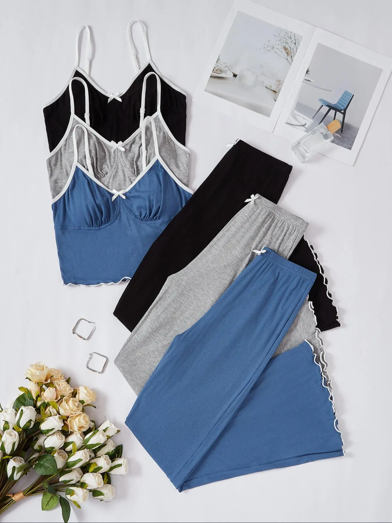 Women's Contrast Binding Lettuce Trim Pyjama Set, Adjustable Spaghetti Strap Crop Cami Top & Bow Decor Elastic Waist Pants Pj Set, Casual Comfy Loungewear Set for Women, Pyjamas for Women
