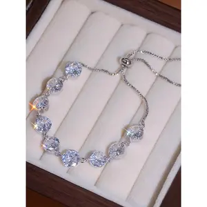 Elegant women’s artificial zircon decorative bracelets, exquisite and fashionable slide bracelets, and fashionable and luxurious women’s jewelry for gifting GARMENTARY