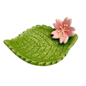 Resin Leaf Flower Dish Holder with Pink Bloom Desk Accessory for Home Decor