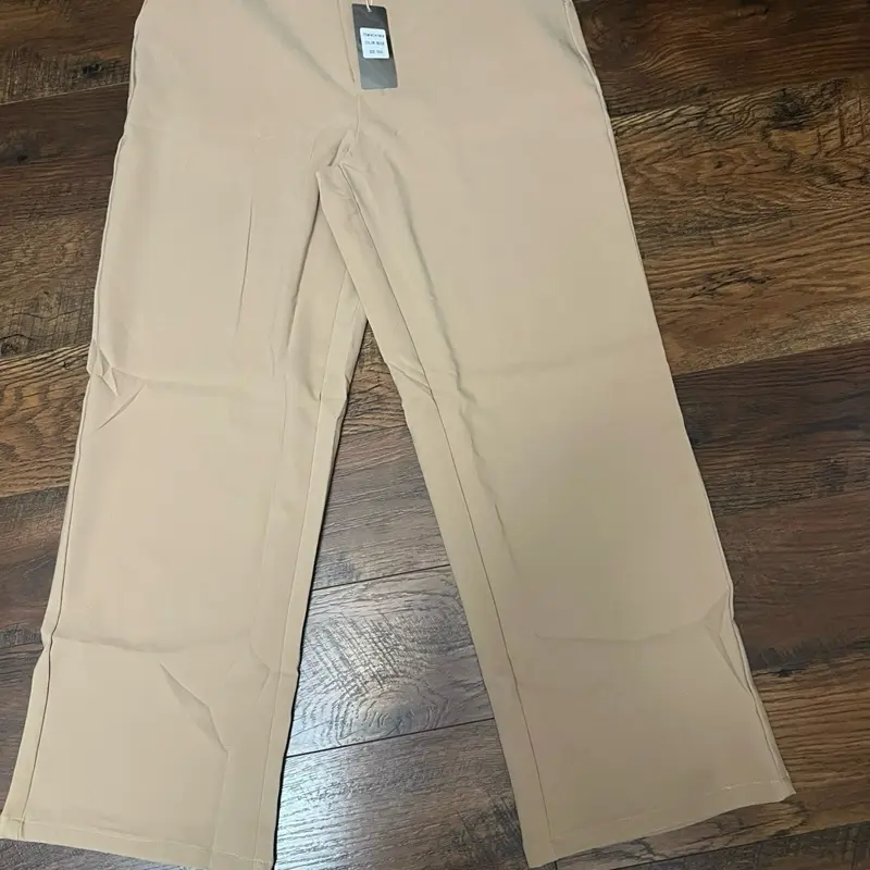 Women's Beige Plain Pantalón de Vestir Comfortable & Stylish Womenswear Bottoms in Classic Beige