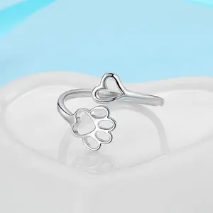 Simple heart-shaped dog paw ring, cute animal themed jewelry, suitable for women's daily wear or as a gift, fashionable ankle ring for beach vacations