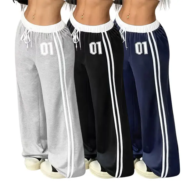 3-pack women’s lightweight joggers for spring/summer, featuring digital print, belt detail, patchwork design, casual sporty street style, retro vibe, loose fit, Y2K style