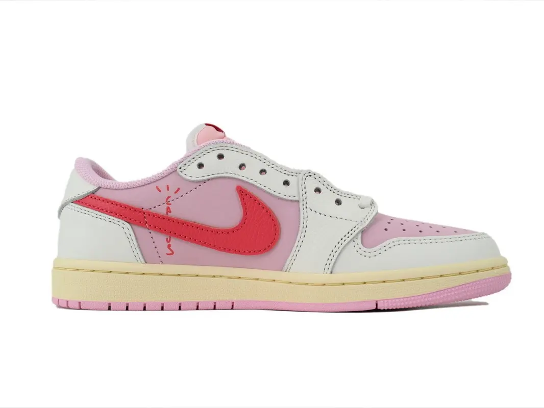 Pastel Pink White Two Tone Leather Red Logo Low Top Skate Trainers Unisex, Breathable Mixed Smooth Leather Upper, Cushioned Shock Absorbing Foam Midsole, High Grip Wear Resistant Anti Slip Light Pink Rubber O