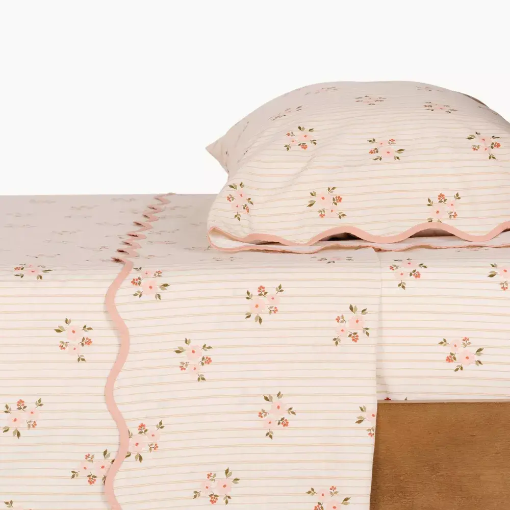 Gathre Briar Floral Sheet Set Gathre Briar Floral Sheet Set