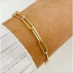 Paperclip Bracelet - Gold-Colored Paperclip Design with Simple Loop for Versatile Wear