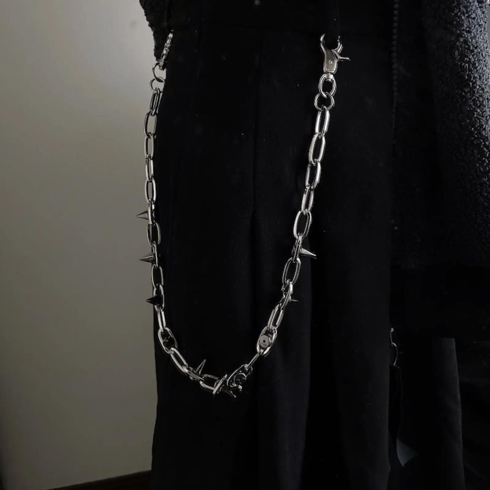 【JOYCE DESIGN】Rivet waist chain pointed chain punk men and women hiphop dark cool trendy pants chain 【JOYCE DESIGN】Rivet waist chain pointed chain punk men and women hiphop dark cool trendy pants chain