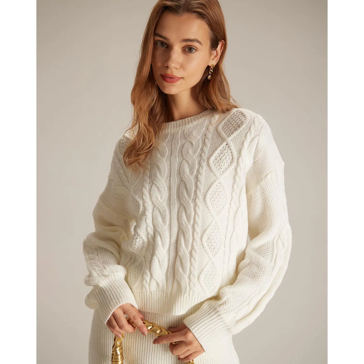 Rihoas Women's Beige Round Neck Ribbed Texture Cable Knit Sweater - Long Sleeve Knitwear Top, Light Fabric, Basic Fit Casual Womenswear