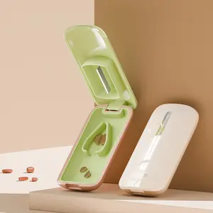 Pill Cutter Splitter Half-Slice Pill Cutter Portable Pill Splitter Quarter-Slice Pill Splitter, Daily Mini Portable Small Weekly Travel Pill Storage Box, Cute and Moisture-Proof, Used in Wallet, for Vitamins, Fish Oil, Supplements