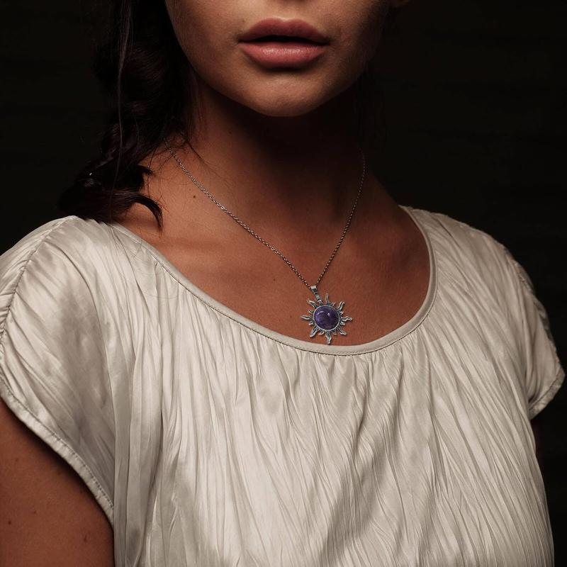 Turquoise Necklace for Women, Boho Sun Pendant Necklace with Stainless Steel Chain, Handmade Spiritual Healing Stone Western Necklace for Women