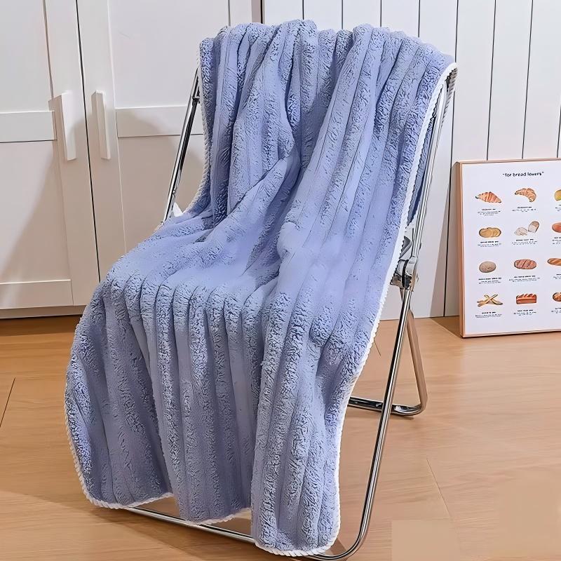 Extra-Large Microfiber Bath Towel Set (4/2 Pack) — Made from ultra-soft microfiber, these towels feel incredibly comfortable, absorb water quickly, and dry fast for easy hygiene. The extra-large size is perfect for use in the bathroom or after a shower. Extra-Large Microfiber Bath Towel Set (4/2 Pack) — Made from ultra-soft microfiber, these towels feel incredibly comfortable, absorb water quickly, and dry fast for easy hygiene. The extra-large size is perfect for use in the bathroom or after a shower.