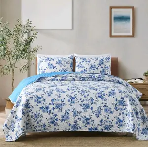 Cobra Cama 3pc Floral Blue Quilt Set with Matching Shams for Cozy Bedroom Decor