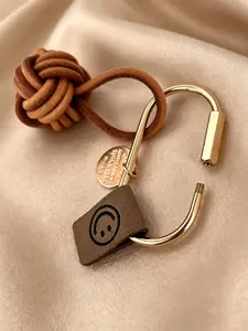 Sport Theme Leather Braided Ball Keychain, Stainless Steel and Brass Round Keyring, Spiral Clip, Decorative Doll and Rope Design, Valentine's Gift, Women's Fashion Accessory