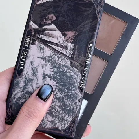 Shellwe 2-Shade Contour Cosmetic Palette - Lilith & Luperca Highlighter, Matte Bronzer, Brightening for Cool-Toned Olive/Cooler Skin, Neutral to Warm Undertones, Radiant 13g Makeup Essential for More Striking Effect