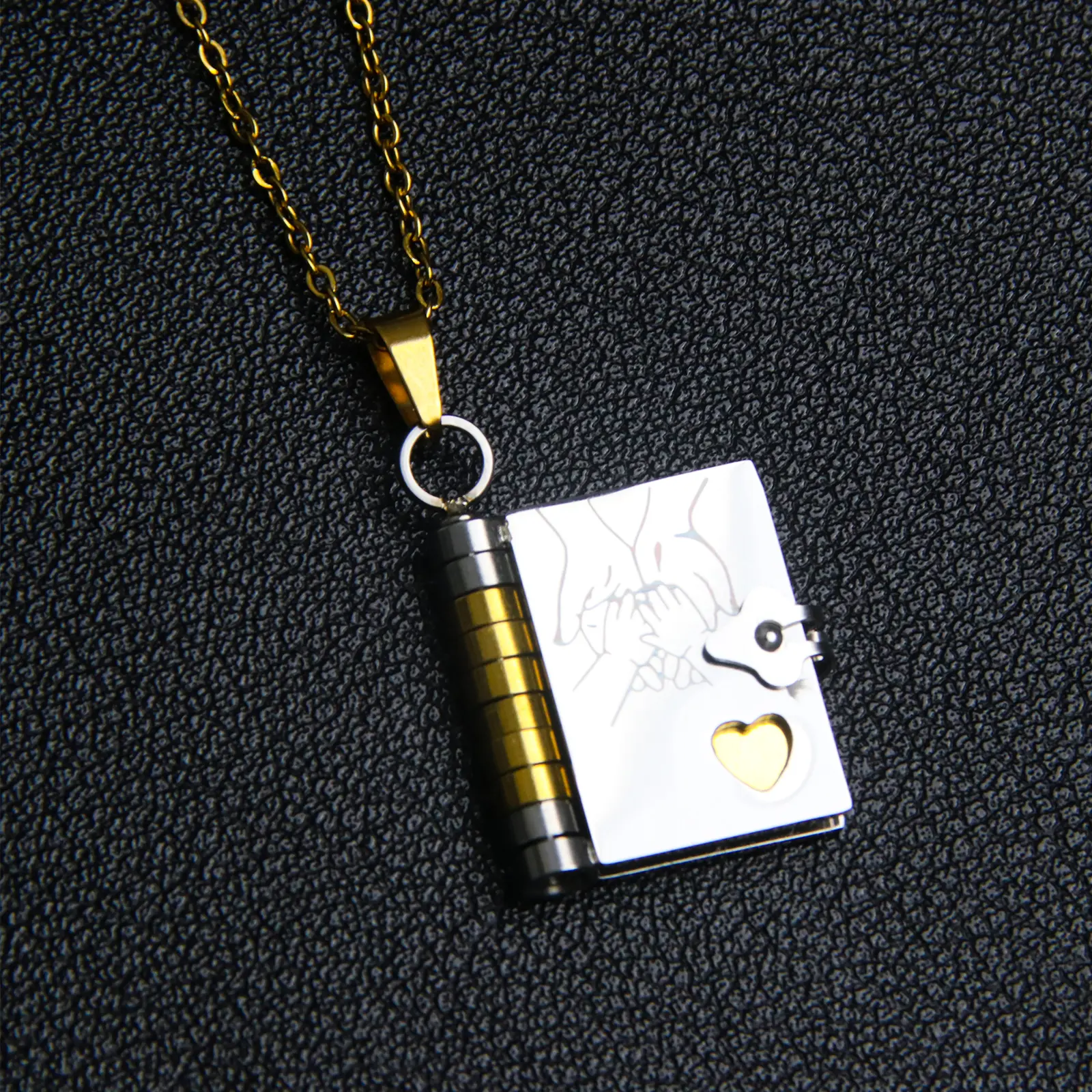 My Little Star Book Necklace for Son/Love/Mom/Daughter(Spanish Version), Mother's Day, Birthday, Memorial Gifts,Love Jewelry,A Letter of Love,Openable with 6 Pages of Engraved Information