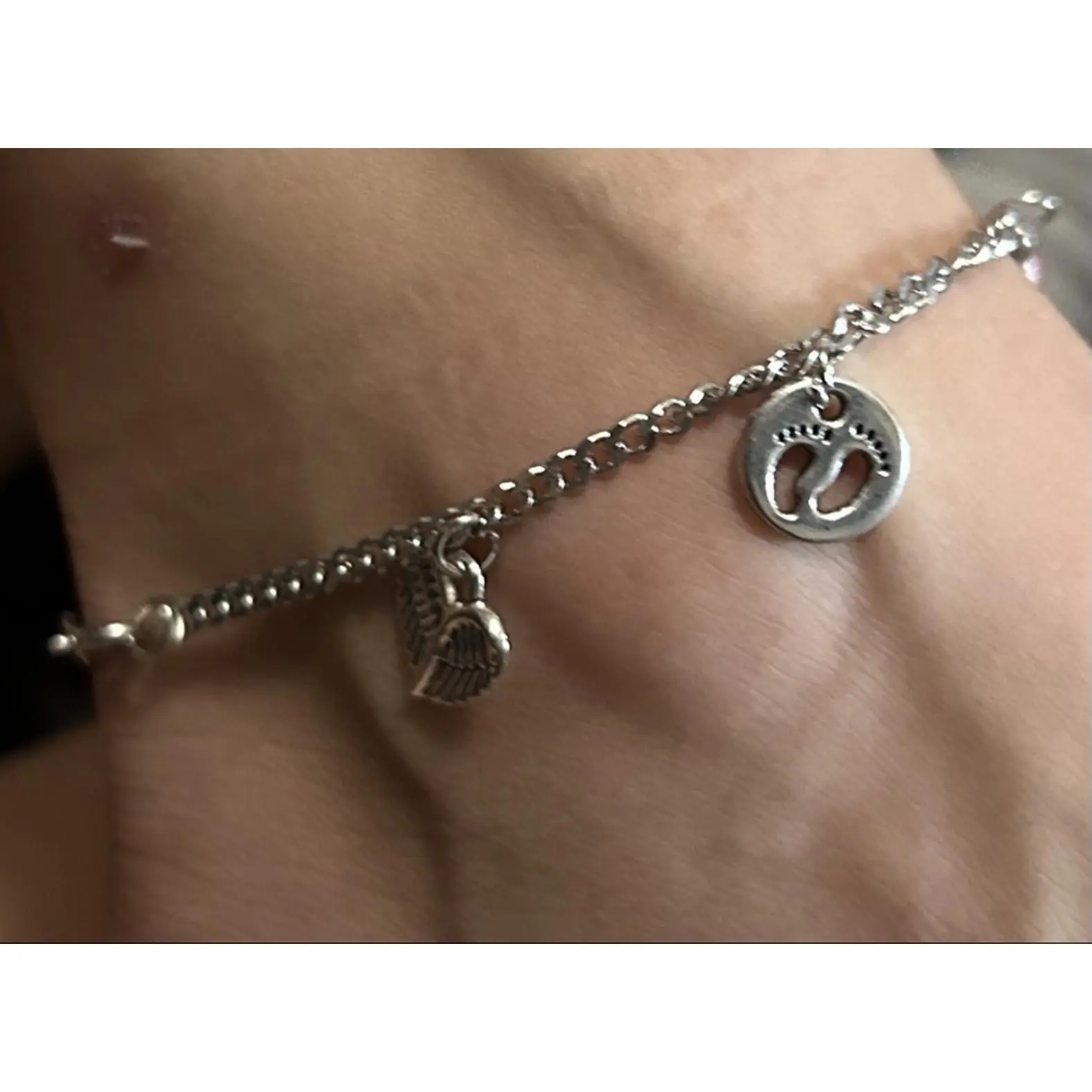 Real Oyster Pearl Anklet with Any Charms - Elegant Footprint Charm & Angel Wing Charm - Perfect for Any Occasion