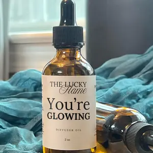 You’re Glowing Diffuser Oil – Saffron, Jasmine & Amberwood (2 oz)