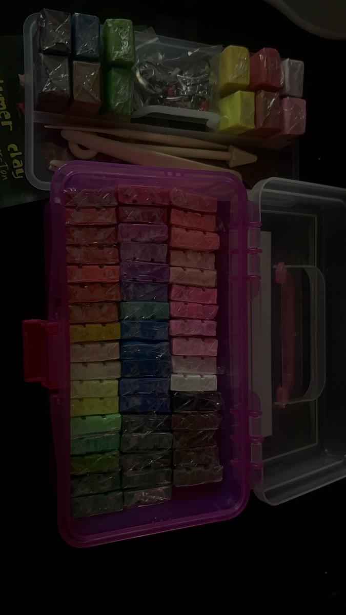 Item: 62 Color Polymer Clay Kit