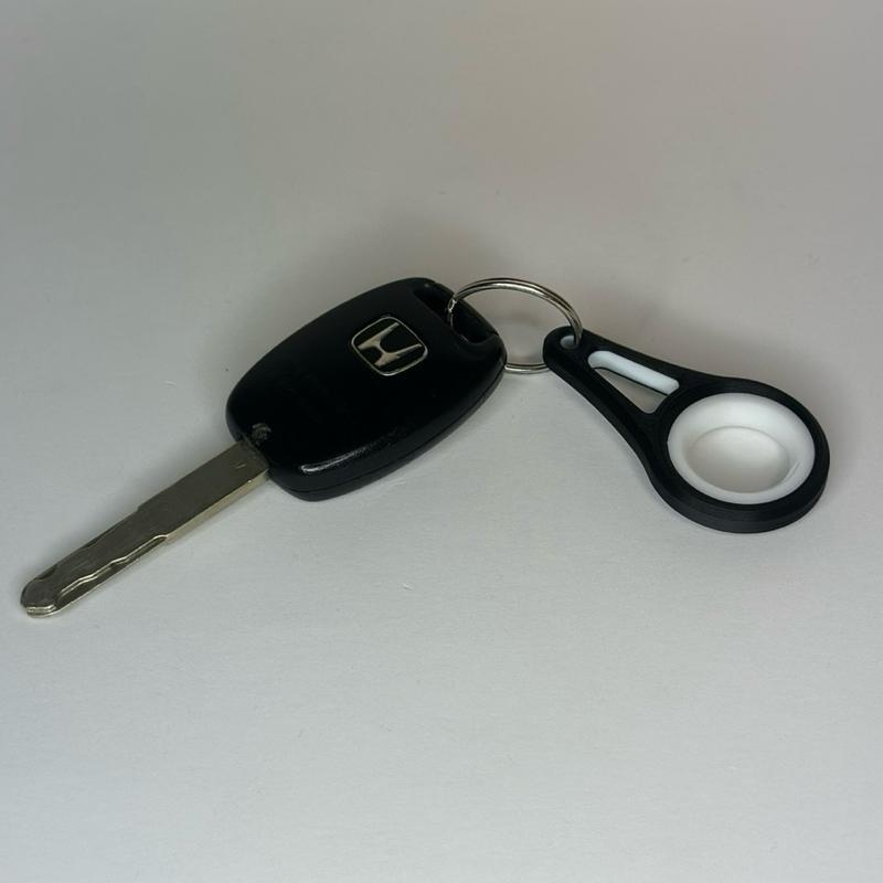 Keychain Spinner - 3D Printed PLA Plastic - Black & White Design - Durable & Lightweight - Perfect for Keys & Bags