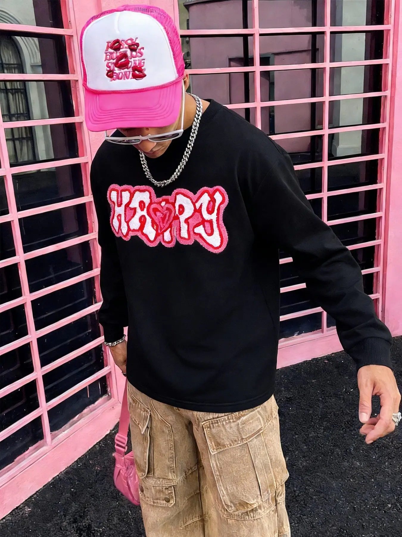Unisex Y2K Style Valentine's Day Gift, Happy Slogan & Heart Embroidery Graphic Sweatshirt, Long Sleeve, Long Round Neck, Suitable for Valentine's Day dates, streetwear, Y2K style outfits, men's gifts, couple's outfits, casual everyday wear for dates