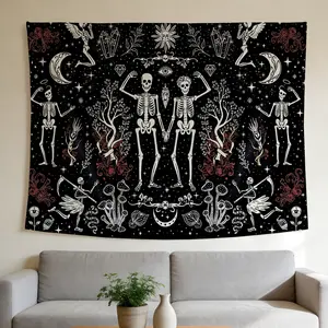 Skeleton Couple Holding Hands Tapestry Celestial Gothic Style Wall Hanging Suitable for Home Decor Valentine's Day Easter St.Patrick's Day Halloween Christmas and Other Festival Decorations.