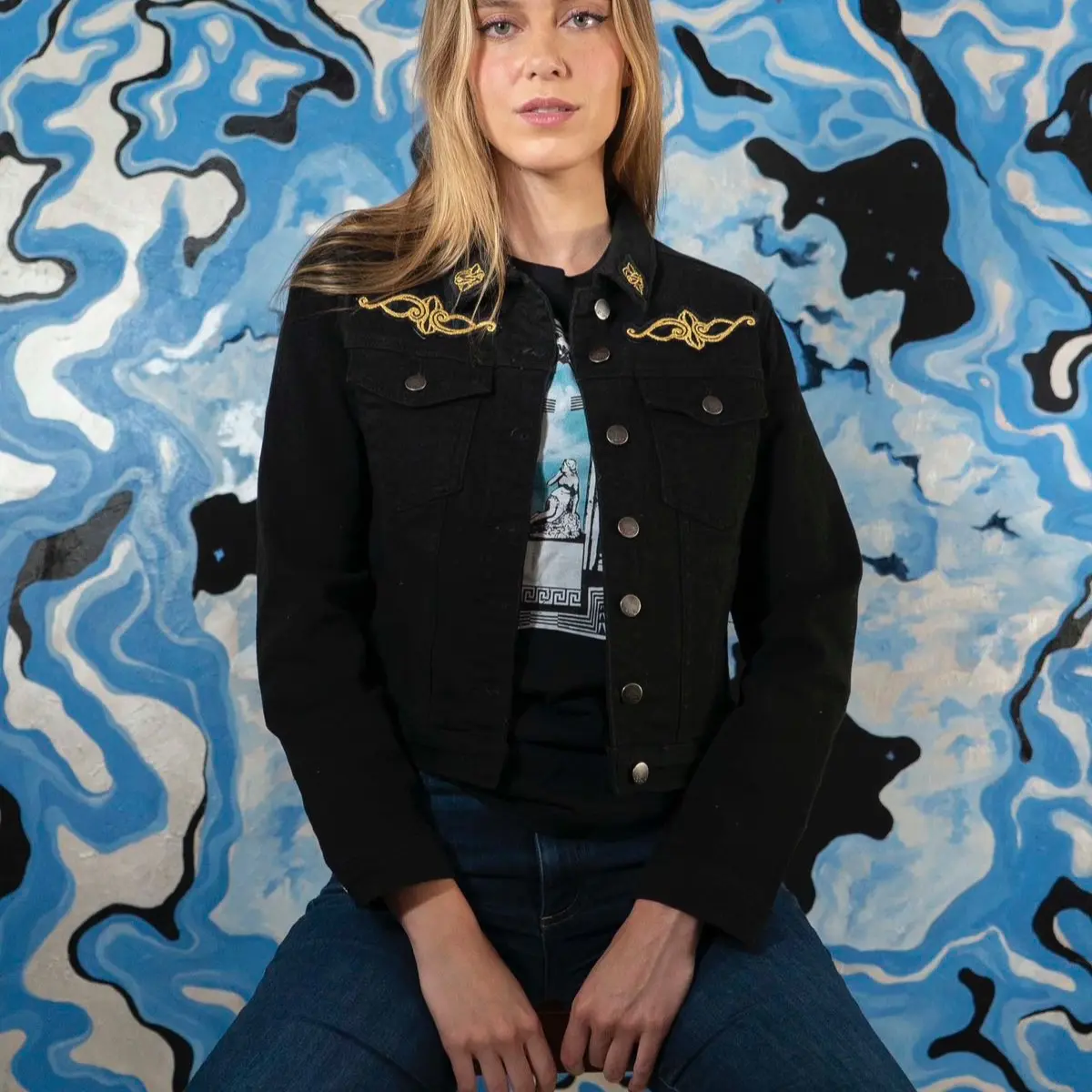 Athena Upcycled Vintage Embroidered Denim Jacket Slim-fitting Slim-fitting