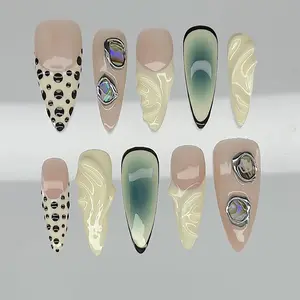 Gradient Cream And Shell Nails, Press On Nails, Old Money Nails, Luxury Nails, Fake Nails, Nail Art, Nail Polish, Shell 3D Gel Nails F1284